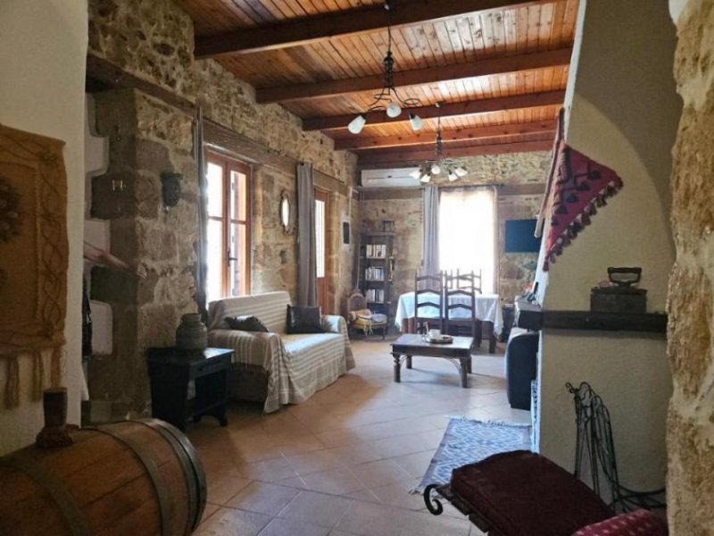 Gouves Kreta, Gouves: Wunderschön renoviertes Dorfhaus aus Stein zu verkaufen Haus kaufen